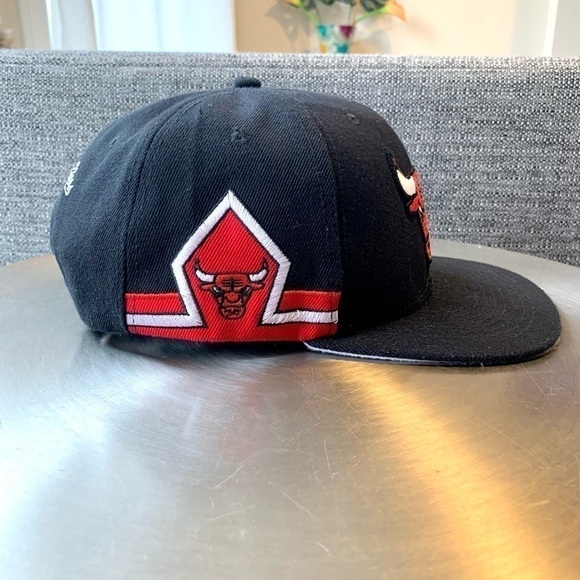 𝅺Mitchell & Ness Chicago Bulls snapback baseball hat hardwood classics nba cap - Picture 4 of 7